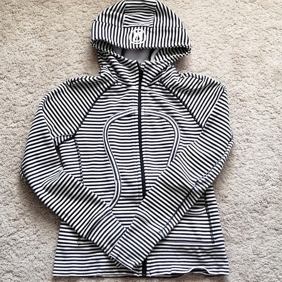 Lululemon 🍋 hoody - Picture 1 of 3